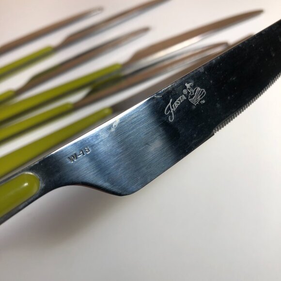 7 Cambridge Fiesta Merengue Dinner Knives Flatware Stainless Steel Lime Green - Picture 2 of 6
